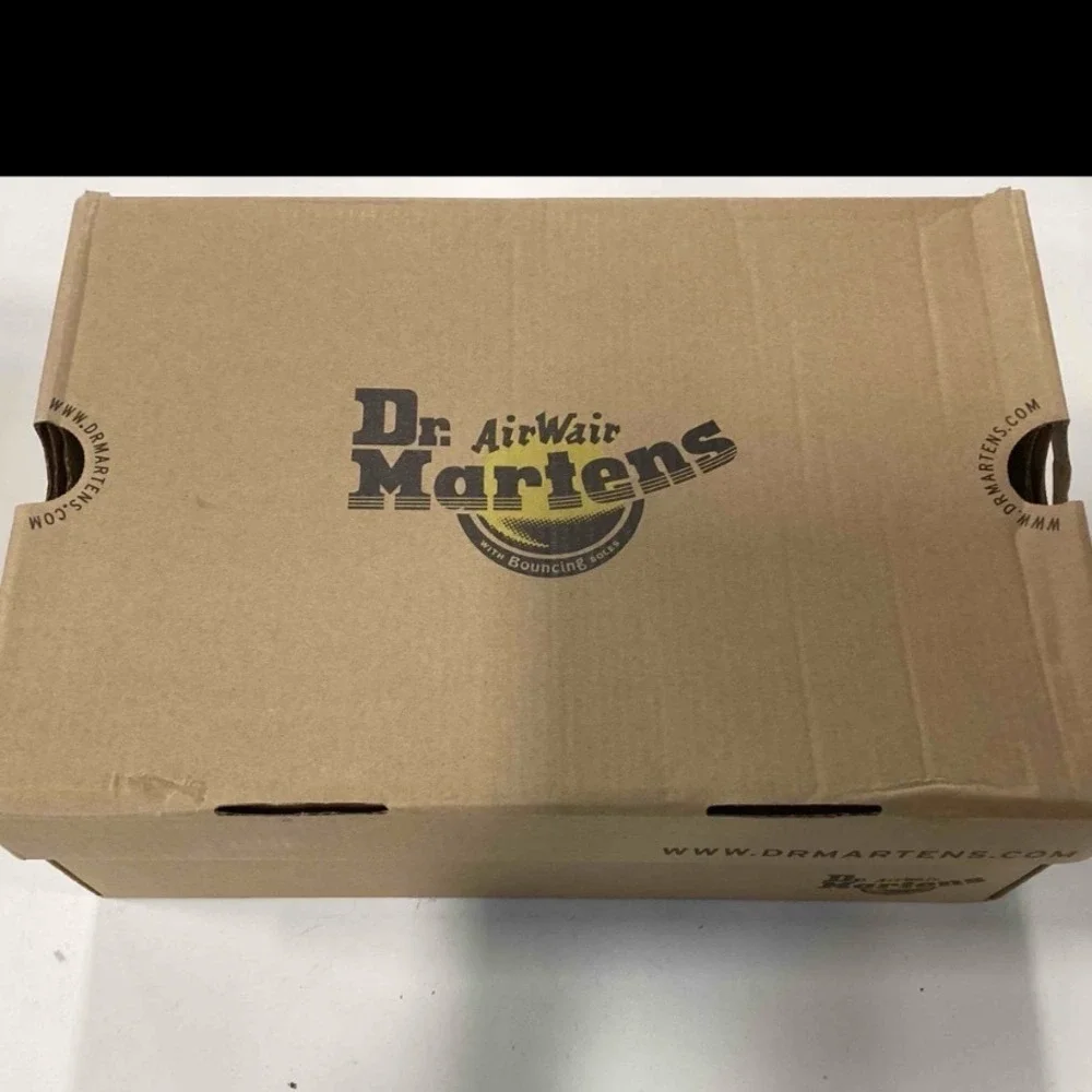 Dr Martens 1460 Black Leather Lace Up Boots Women Size 5 US - Picture 5 of 5